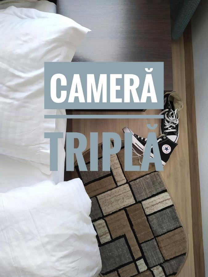 Hillside Hotel Oradea Luaran gambar