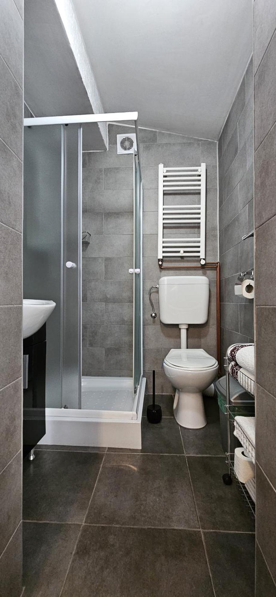 Hillside Hotel Oradea Luaran gambar